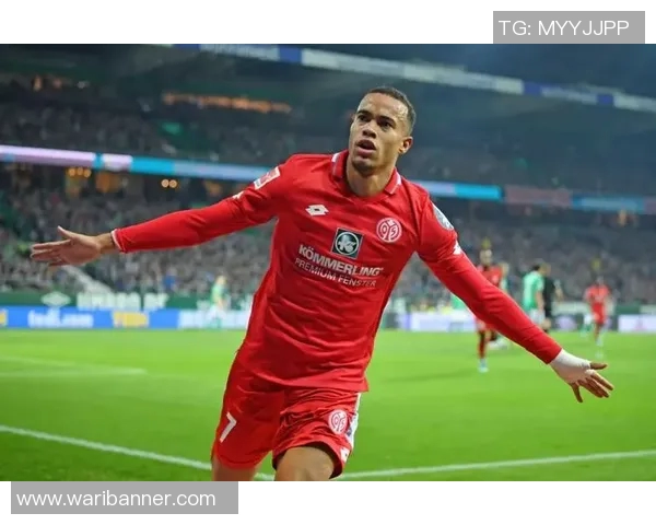 莱万领衔球队新征程展现无与伦比的进攻实力与团队合作精神